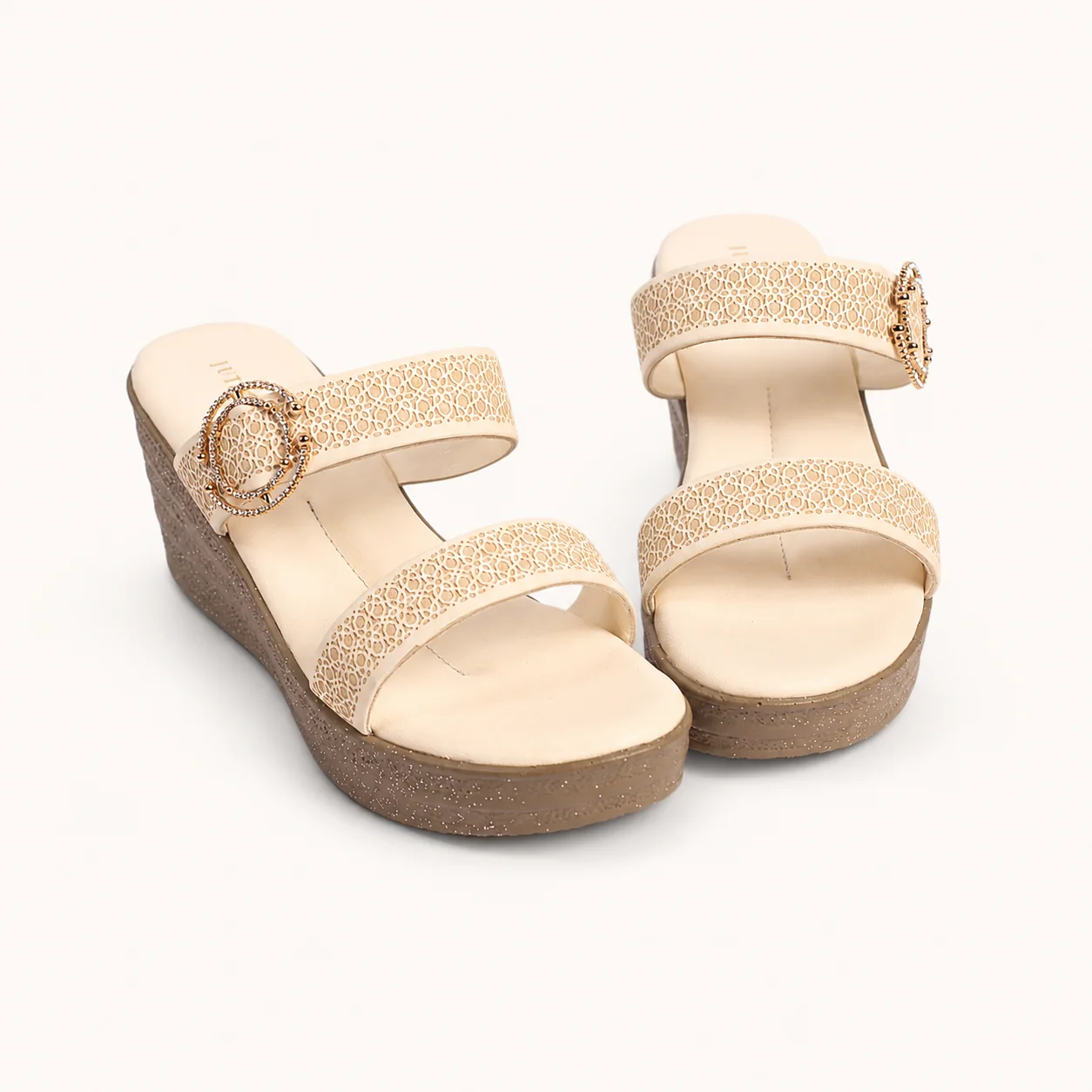 WEDGE SANDALS WITH GOLD RING DETAIL - view 11