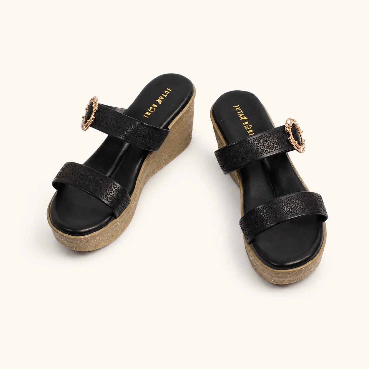 WEDGE SANDALS WITH GOLD RING DETAIL - view 6