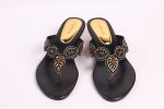 Signature Ethnic Chappals - Image 4